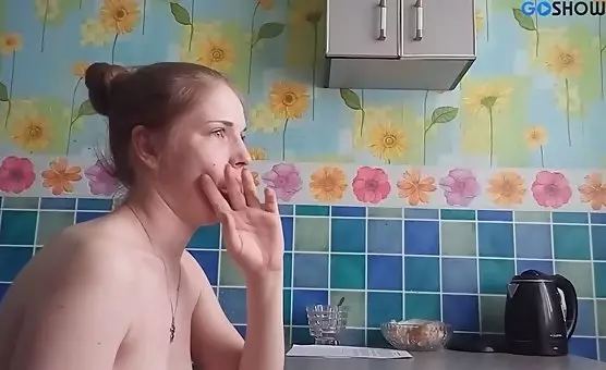 Blowjob Hungry Couple Cocksucking Desires in Kitchen Delights